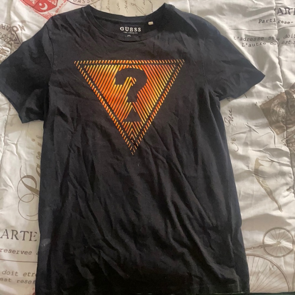 GUESS TEE